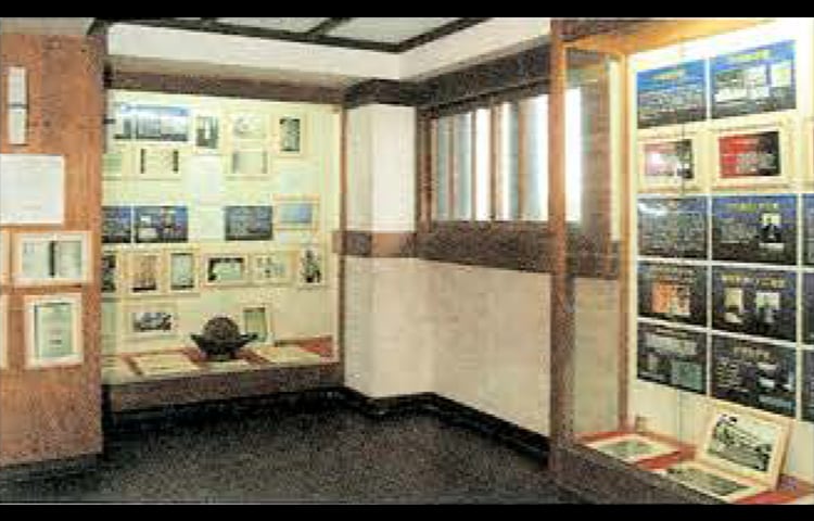 中津城内3階には、小幡英之助の功績を分かりやすく伝える中津ロータリークラブ元会長川嶌眞人氏寄贈の常設展示コーナーもある。